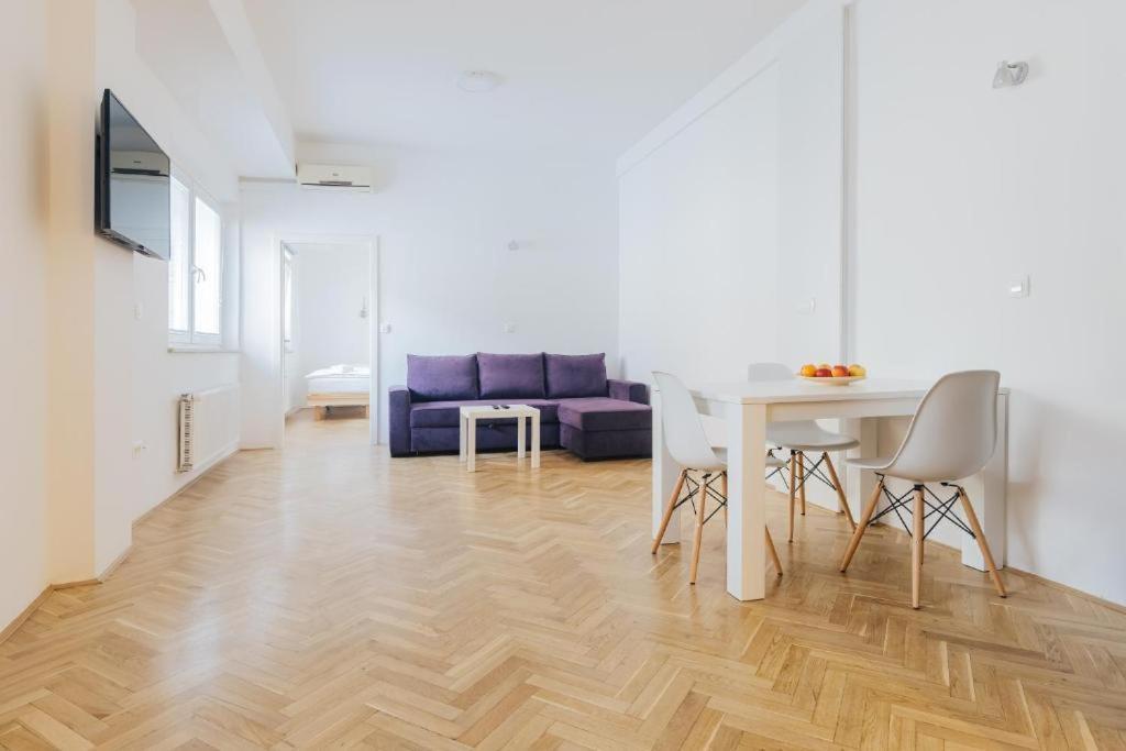 Apartment Center - Kersnikova Ljubljana Eksteriør billede